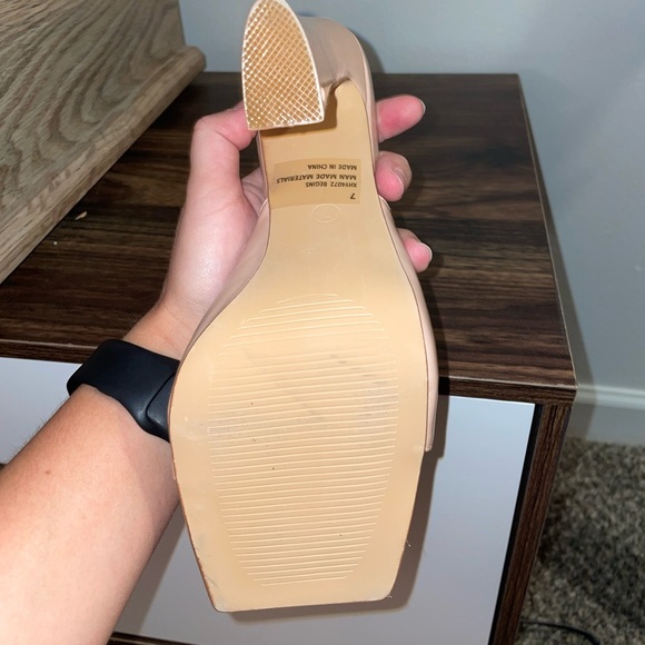 Lemonade Nude Heel - Picture 2 of 4